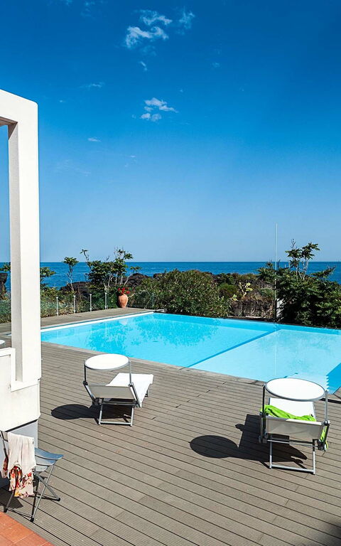 Galatea: Outdoor, Pool