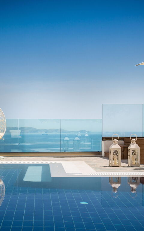 Villa Artemis: Pool, Scenic View