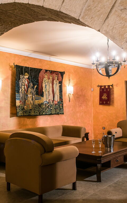 Villa Kalliste: Living Room