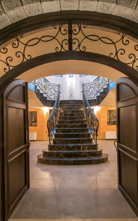 Villa Kalliste: Main Entrance