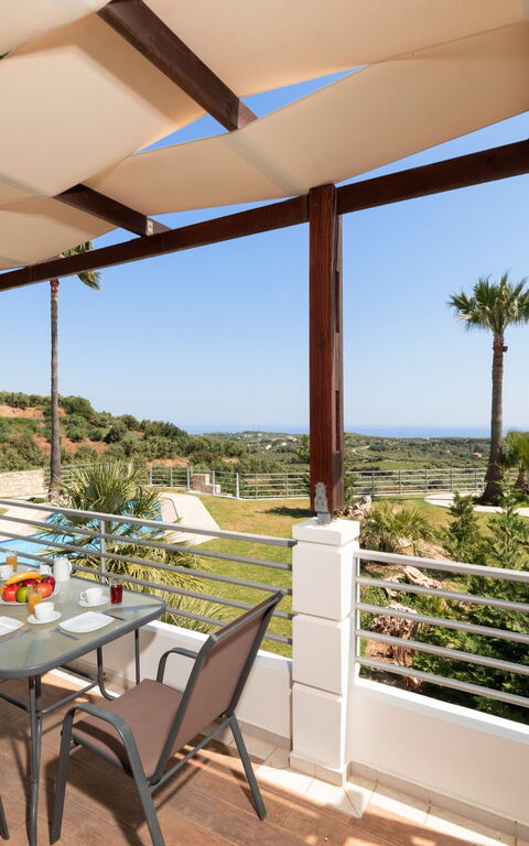 Villa Myrtia: Balcony / Terrace / Patio