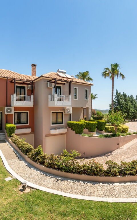 Villa Myrtia: Building Exterior