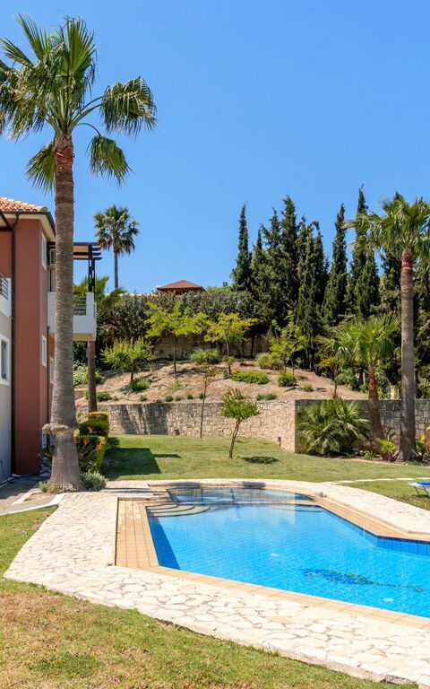 Villa Myrtia: Pool, Summer
