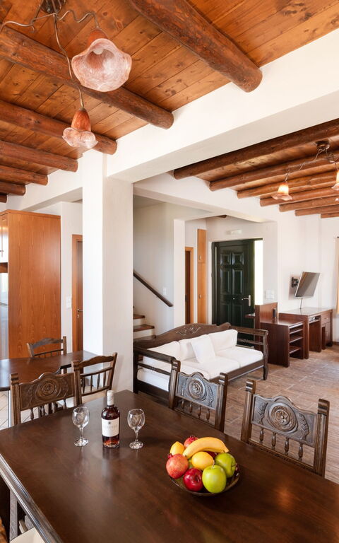 Villa Kissos: Dining Room, Living Room