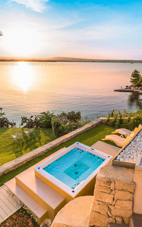 Villa Artemare: Building Exterior, Garden, Hot Tub, Outdoor, Pool, Scenic View