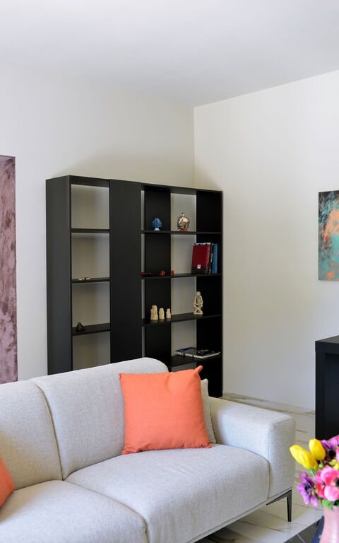 Villa Pica: Living Room