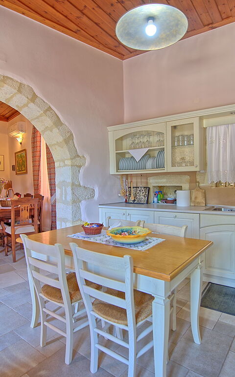 Villa Rodanthi: Dining Room, Kitchen