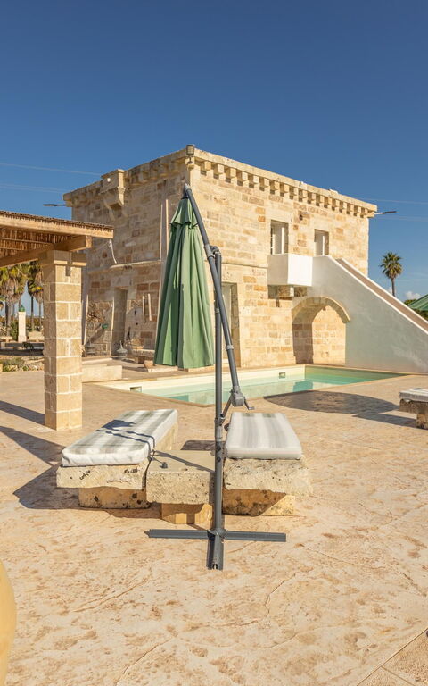 Villa Turris: Building Exterior, Outdoor