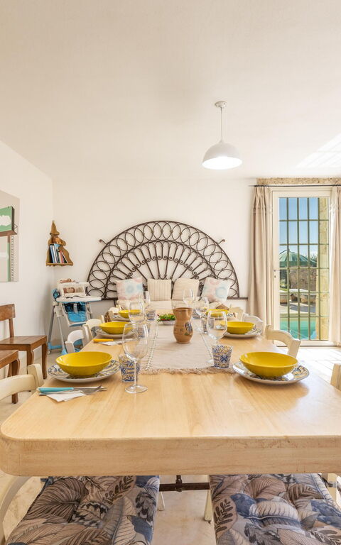 Villa Turris: Dining Room, Kitchen