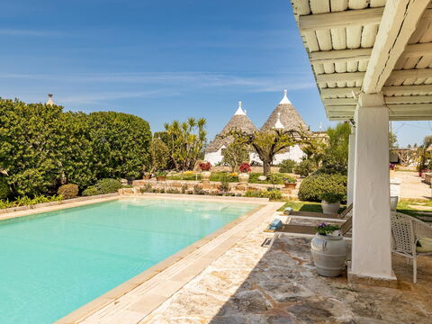 Trullo Patricia Pool