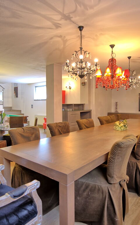 Casa White: Dining Room, Living Room