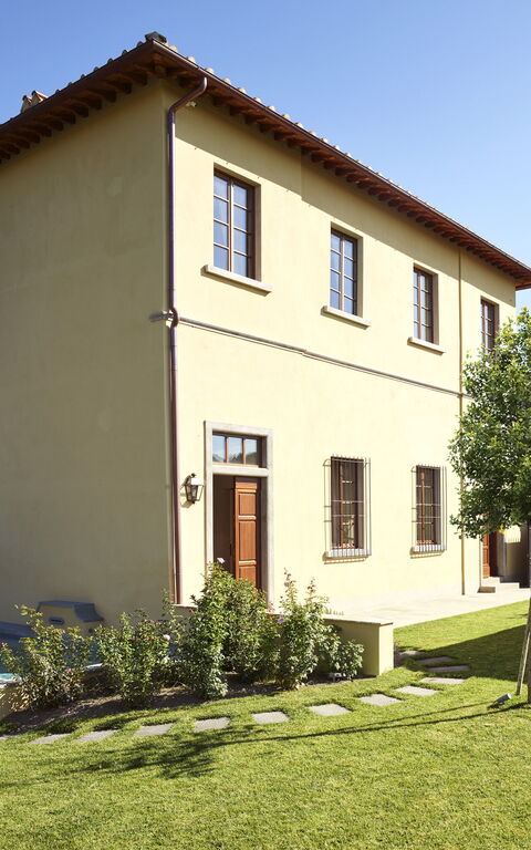 Casa Lionardo: Building Exterior, Garden, Outdoor, Pool