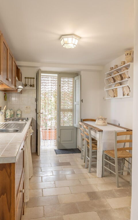 Tenuta Minnea: Dining Room, Kitchen, Main Entrance