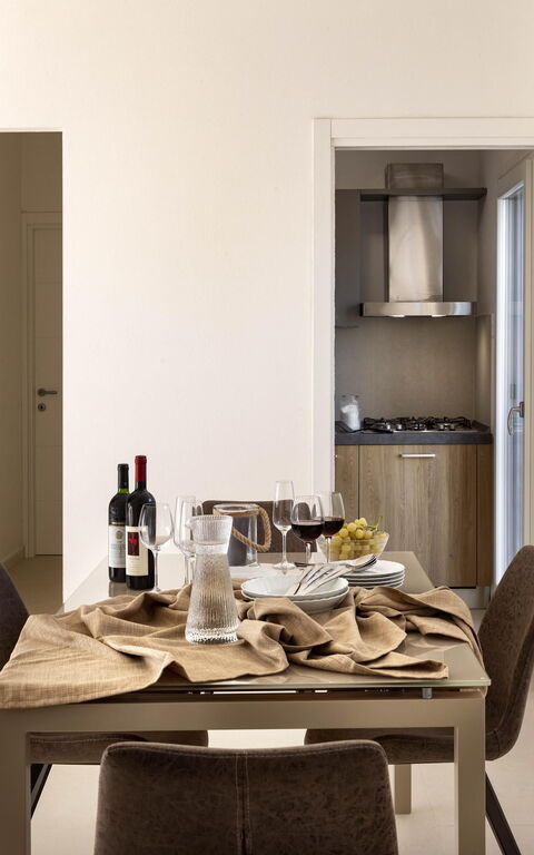 Villa Vera: Dining Room, Kitchen