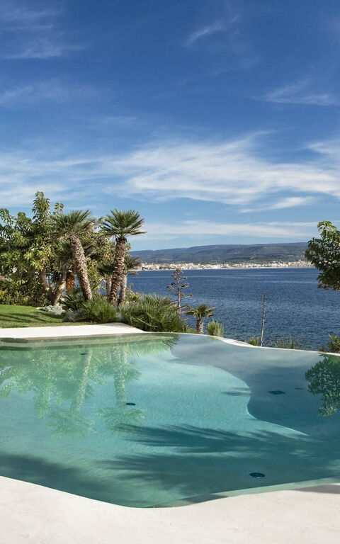 Villa Vera: Balcony / Terrace / Patio, Garden, Pool, Scenic View