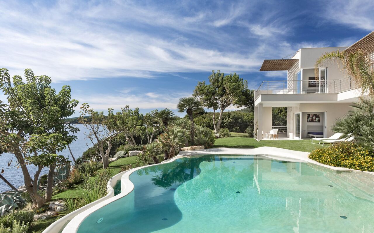 Villa Vera: Garden, Pool, Scenic View