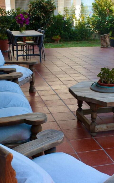 Tre Donne: Balcony / Terrace / Patio, Building Exterior, Outdoor, Pool