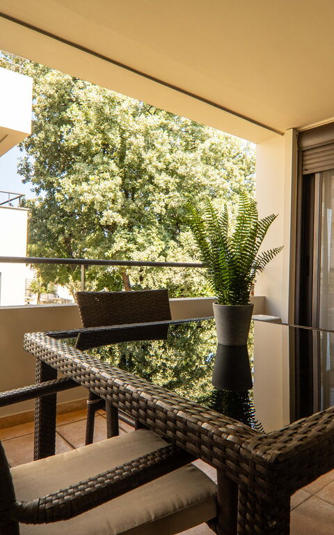 Dioni: Garden, Outdoor, Pool