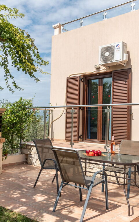 Villa Stratianna: Balcony / Terrace / Patio, Building Exterior, Outdoor