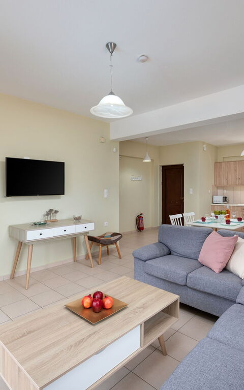 Villa Stratianna: Kitchen, Living Room