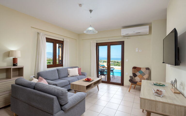 Villa Stratianna: Living Room