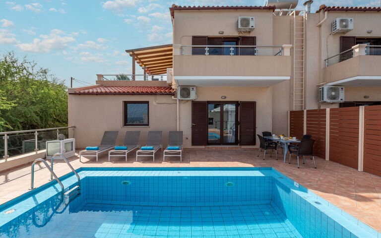 Villa Flora: Building Exterior, Outdoor, Pool