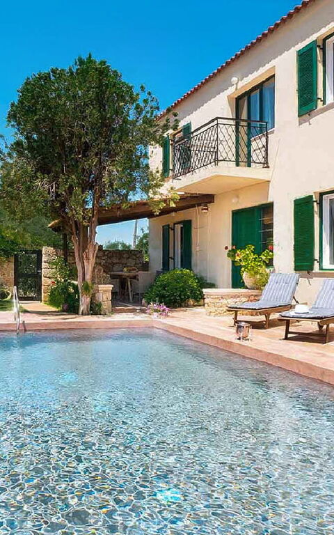 Villa Giani: Building Exterior, Pool