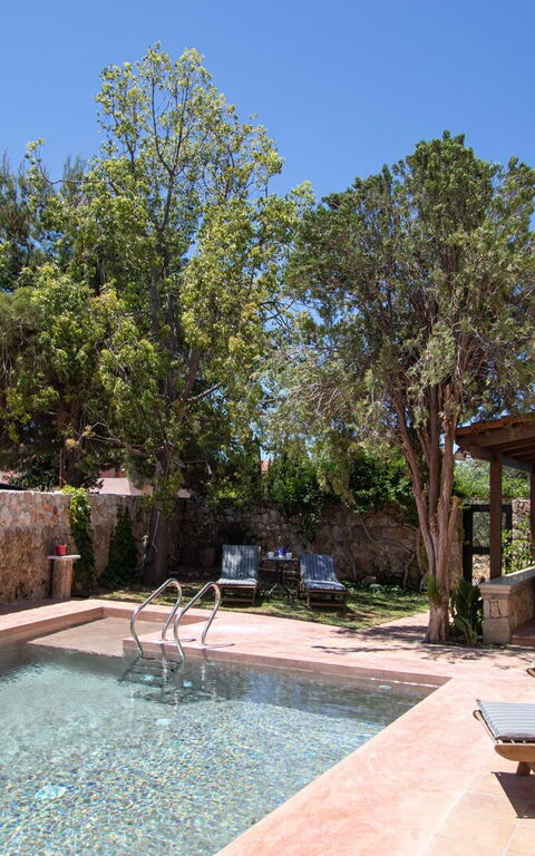 Villa Giani: Balcony / Terrace / Patio, Garden, Pool