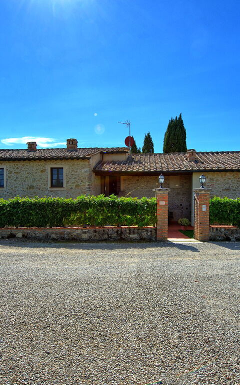 Montauto: Building Exterior