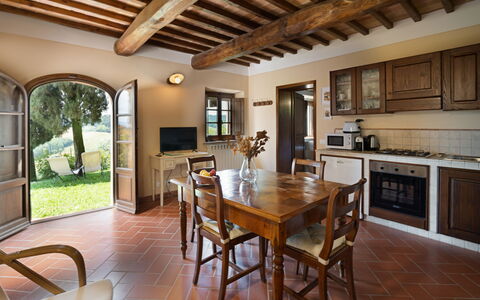 Accommodation Carro: Dining Room, Kitchen, Living Room