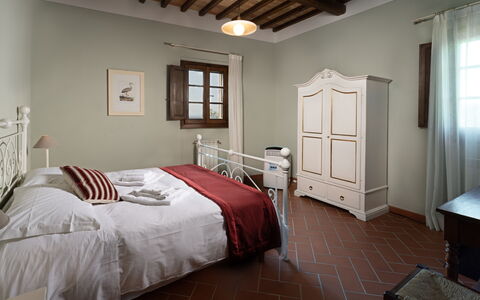 Accommodation Pesa: Bedroom