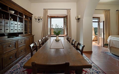 Accommodation Villa: Dining Room