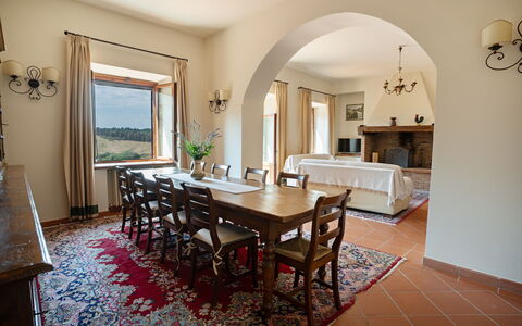 Accommodation Villa: Dining Room