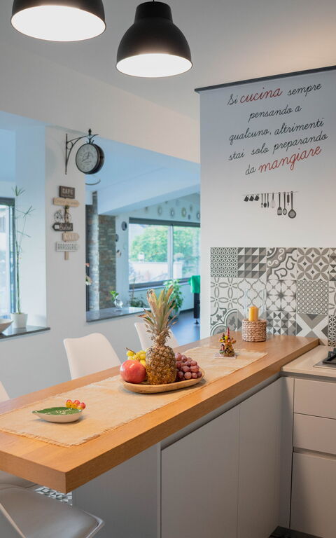 Villa Vincenzo: Balcony / Terrace / Patio, Kitchen