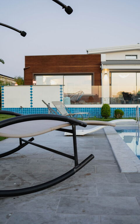 Villa Vincenzo: Building Exterior, Garden, Pool