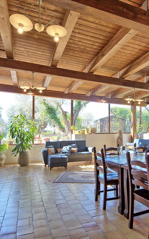 Villa Maddalena: Dining Room, Living Room