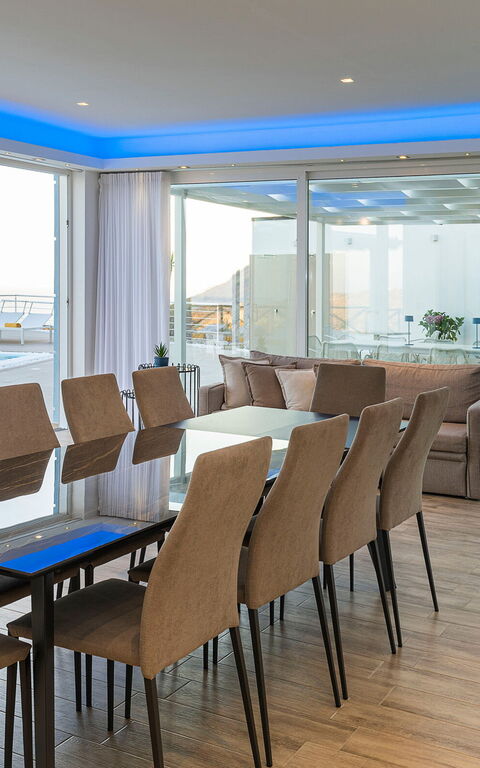 Villa Domizia: Dining Room, Living Room