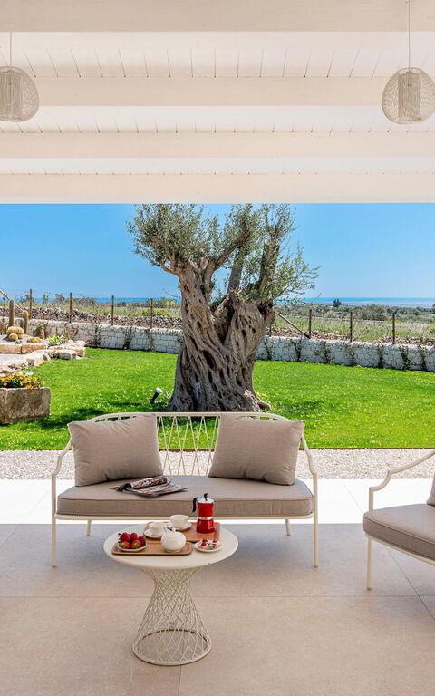 Villa Mora: Garden, Outdoor, Scenic View