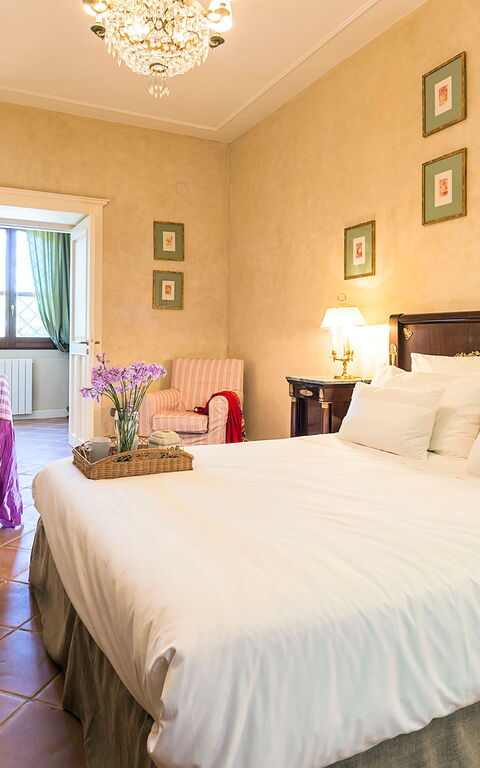 Don Salvatore: Bedroom