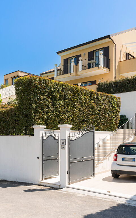 Villa Giutitta: Building Exterior, Main Entrance, Outdoor