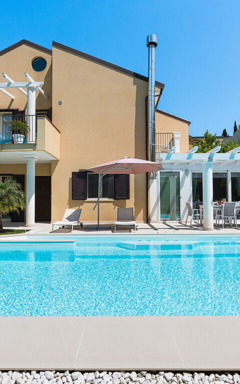 Villa Giutitta: Building Exterior, Garden, Pool