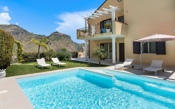 Villa Giutitta: Building Exterior, Garden, Pool