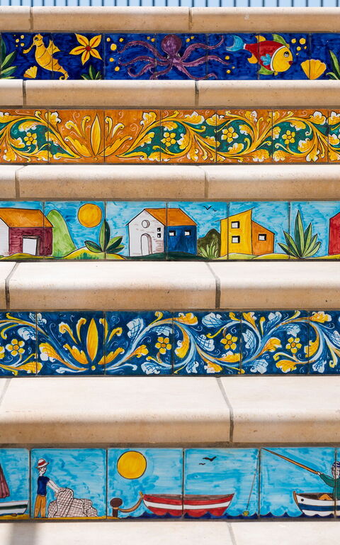 Villa Anthea: Amenities, Building Exterior