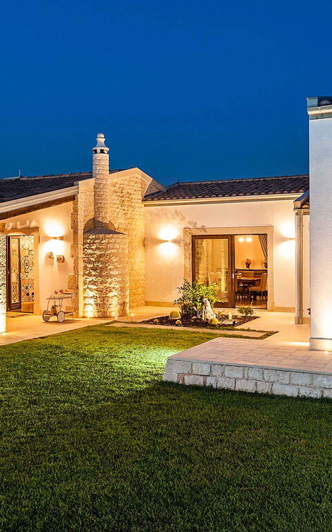 Corte Moscata: Building Exterior