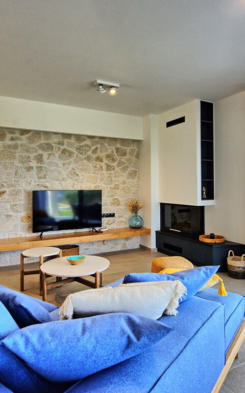 Villa Acropolitana: Kitchen, Living Room