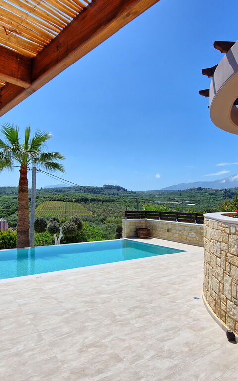Villa Kostantina: Outdoor, Pool
