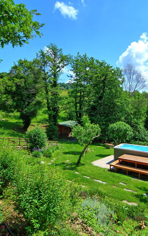 Villa Mulino: Building Exterior, Garden, Hot Tub, Outdoor, Pool