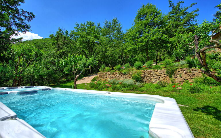 Villa Mulino: Building Exterior, Garden, Hot Tub, Outdoor, Pool