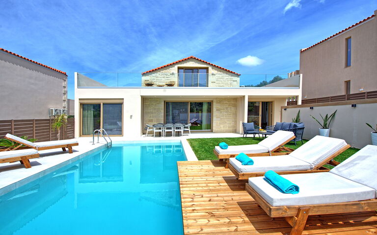 Villa Silentium Evilia: Building Exterior, Outdoor, Pool