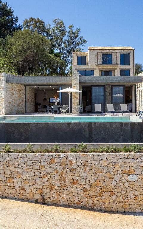 Villa Otter: Building Exterior, Outdoor